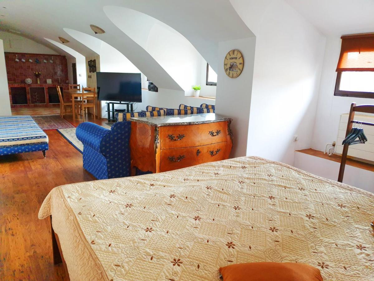 Studio Karluv Most Prag Eksteriør billede