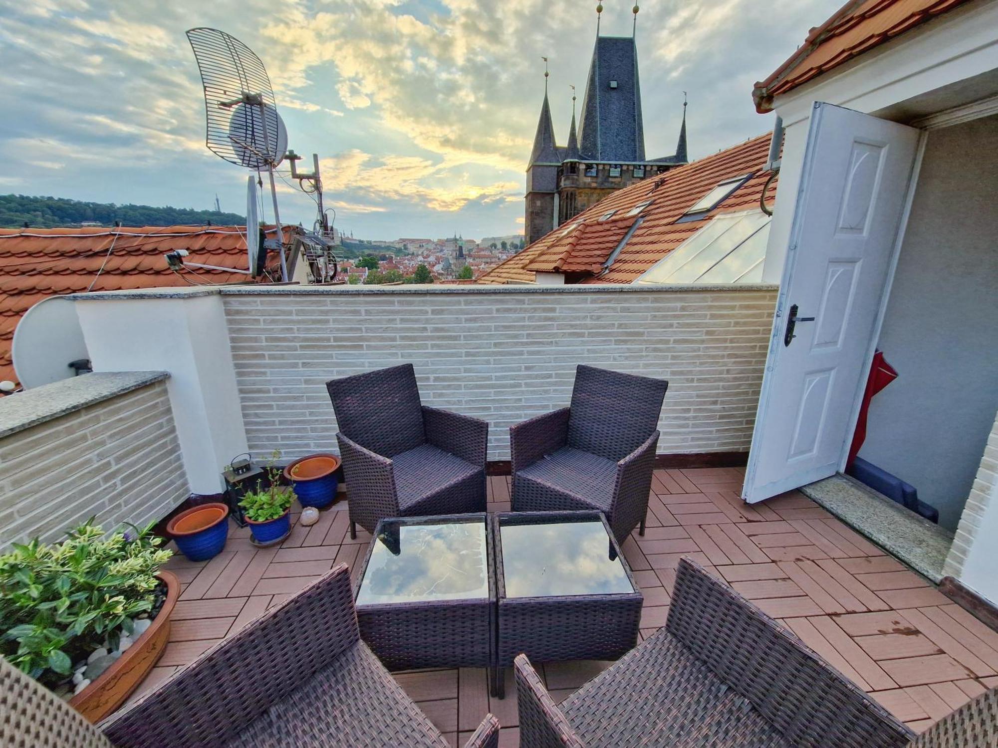 Studio Karluv Most Prag Eksteriør billede